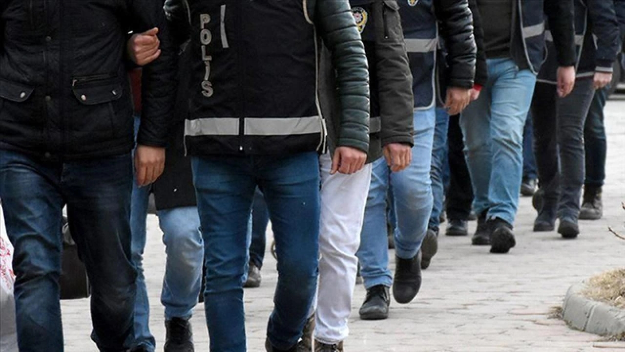 İnternet dolandırıcılığı yapan 43 Şüpheli tutuklandı