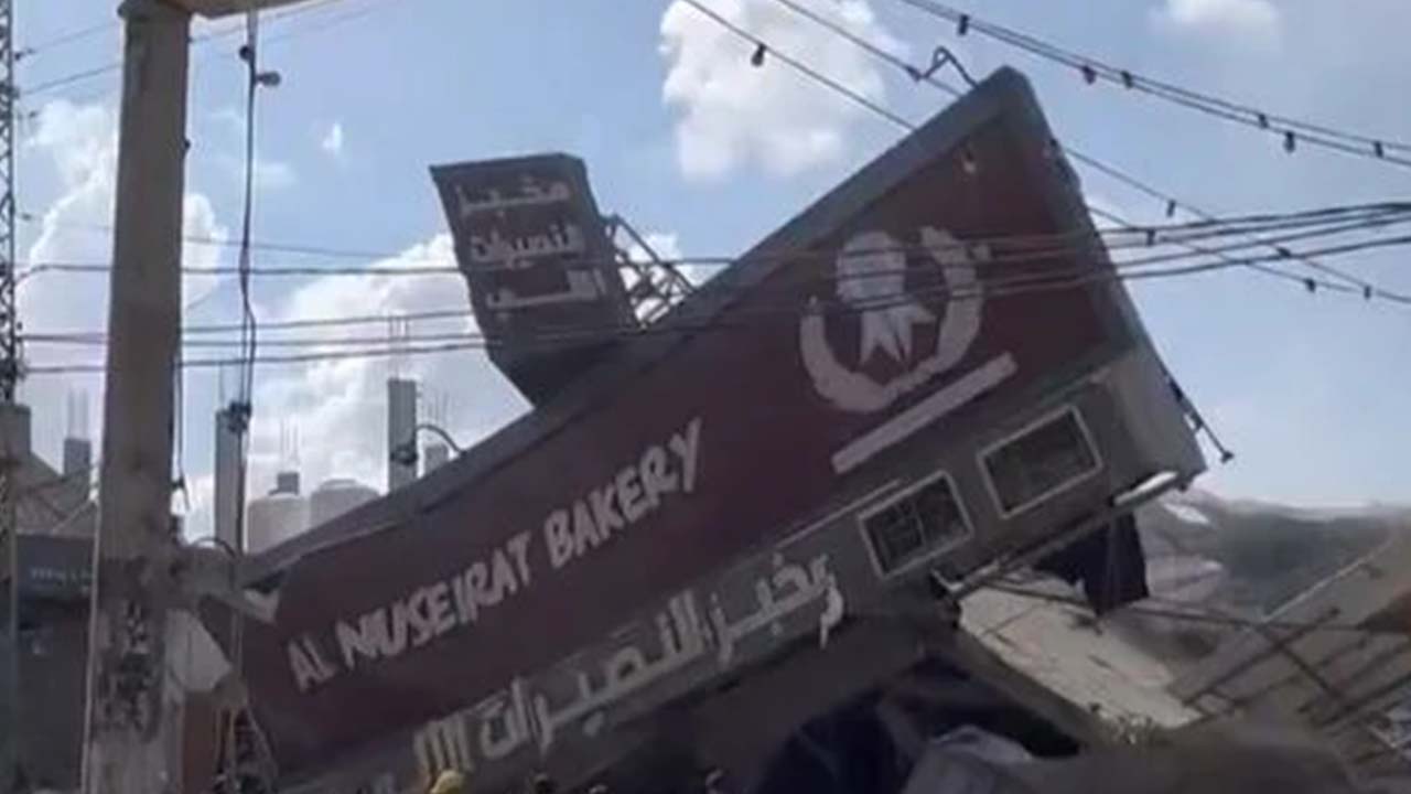 İsrail bu kez de ekmek fırını vurdu 2 Ölü