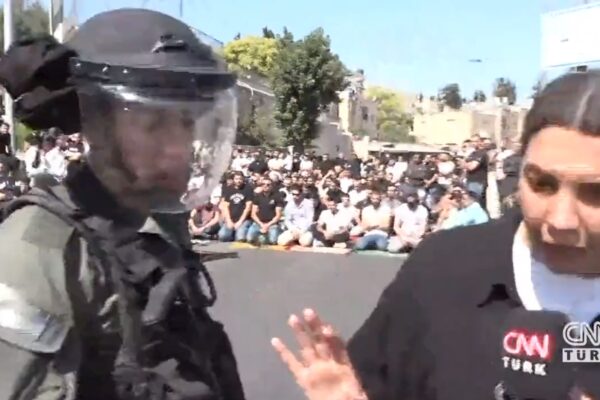İsrail Polisi Fulya Öztürk’ü Tartakladı! Canlı Yayına Yaşananlar Böyle Yansıdı