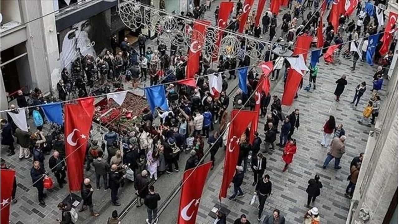 İstanbul beyoğlu terör saldırısı davasında 3 sanığın tahliyesi