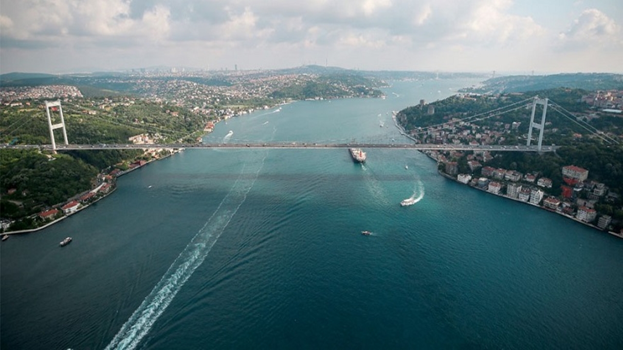 İstanbul boğazında gemi trafiği saat 1600da açılıyor