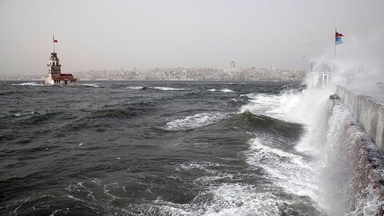 İstanbul Valiliği Marmara Denizi’nde Etkili Olacak Fırtına İçin Dikkat Çağrısı Yaptı