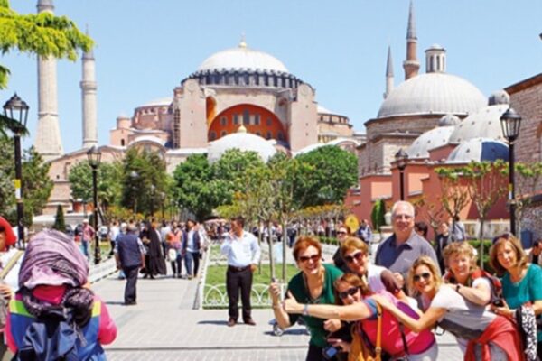 İstanbul’a 2023 Yılında 11 Milyon 524 Bin Yabancı Ziyaretçi!