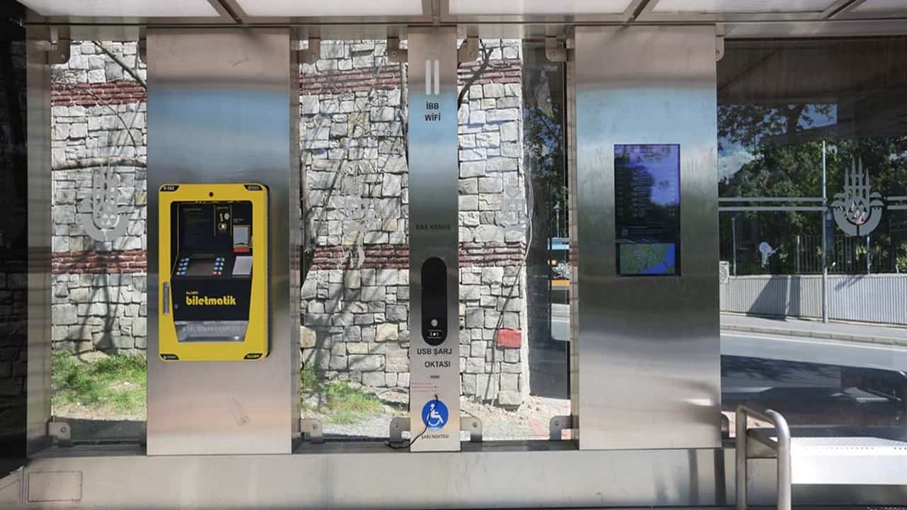 İstanbulda akıllı otobüs durakları İbb meclisinde gündemde
