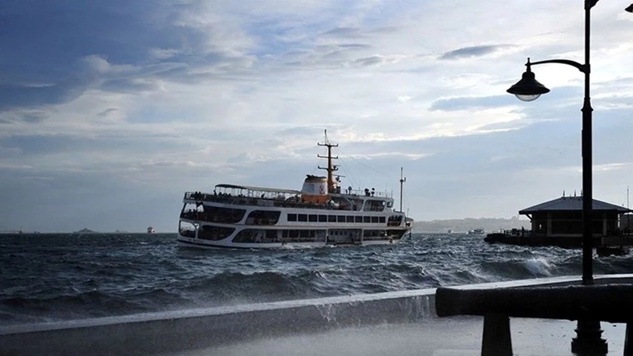 İstanbulda bazı vapur seferlerine hava engeli