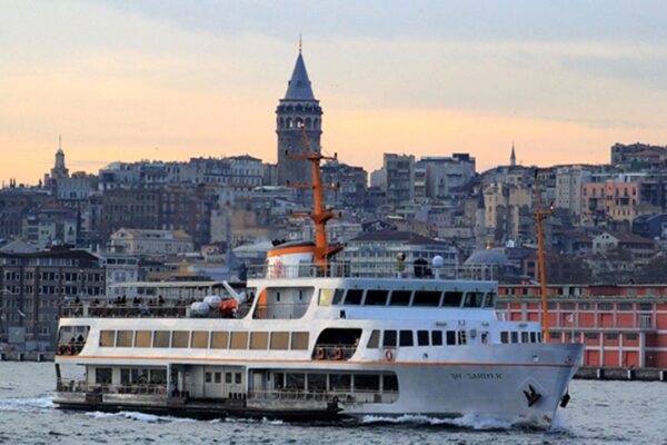 İstanbul’da Deniz Ulaşımında Aksamalar Yaşanıyor