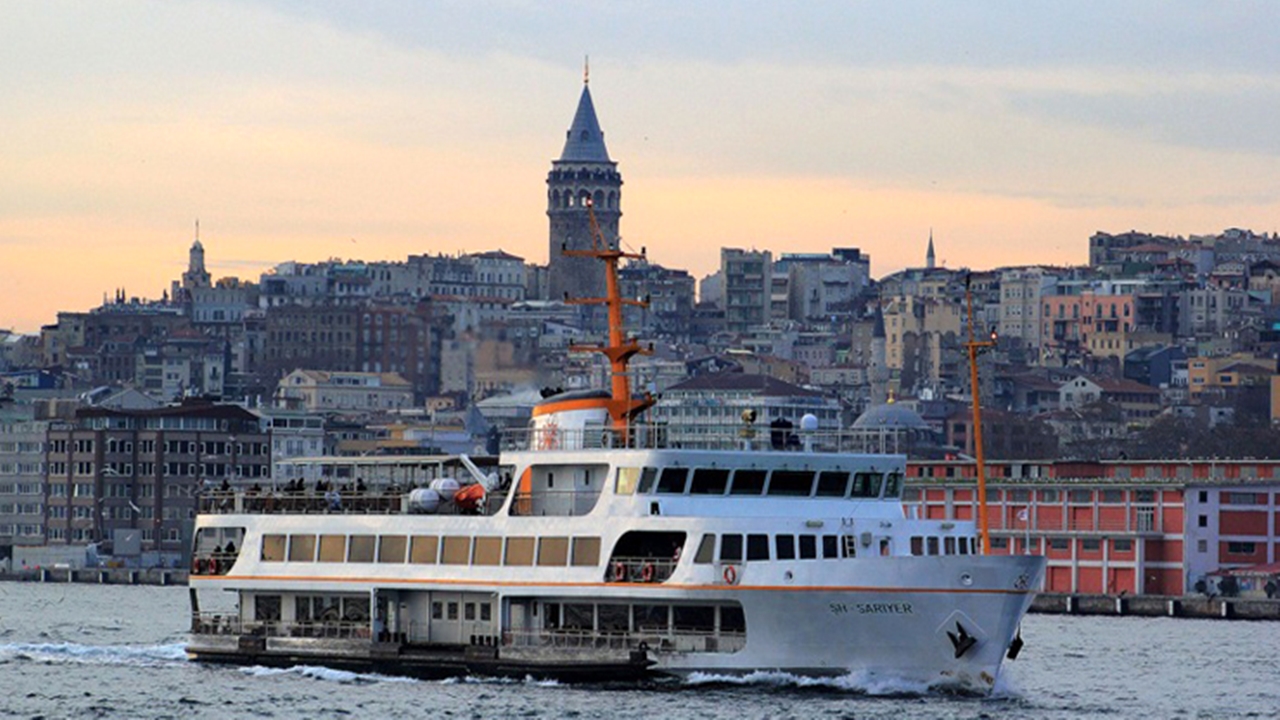 İstanbulda deniz ulaşımında aksamalar yaşanıyor