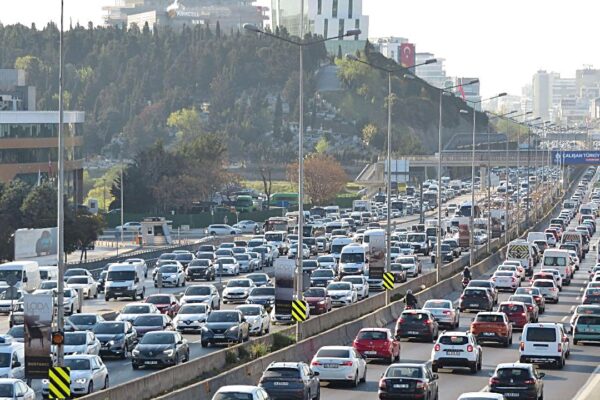 İstanbul’da Haftanın İlk Gün Yoğunluğu