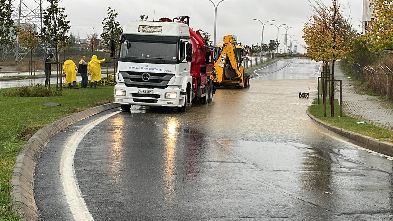İstanbulda sağanak etkisini sürdürüyor