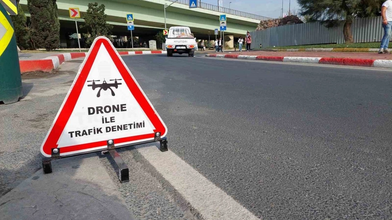 İstanbullular dikkat dronla trafik denetimi yapılıyor