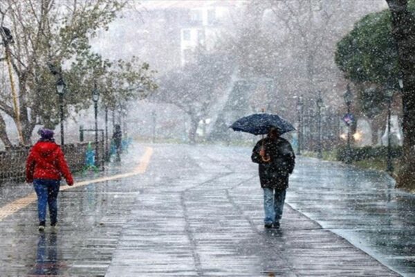 İstanbul’un Bazı İlçelerinde Karla Karışık Yağmur Etkili Oluyor