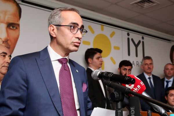 İYİ Partili Coşkun Yıldırım Görevden Alındı! Coşkun Yıldırım Kimdir?