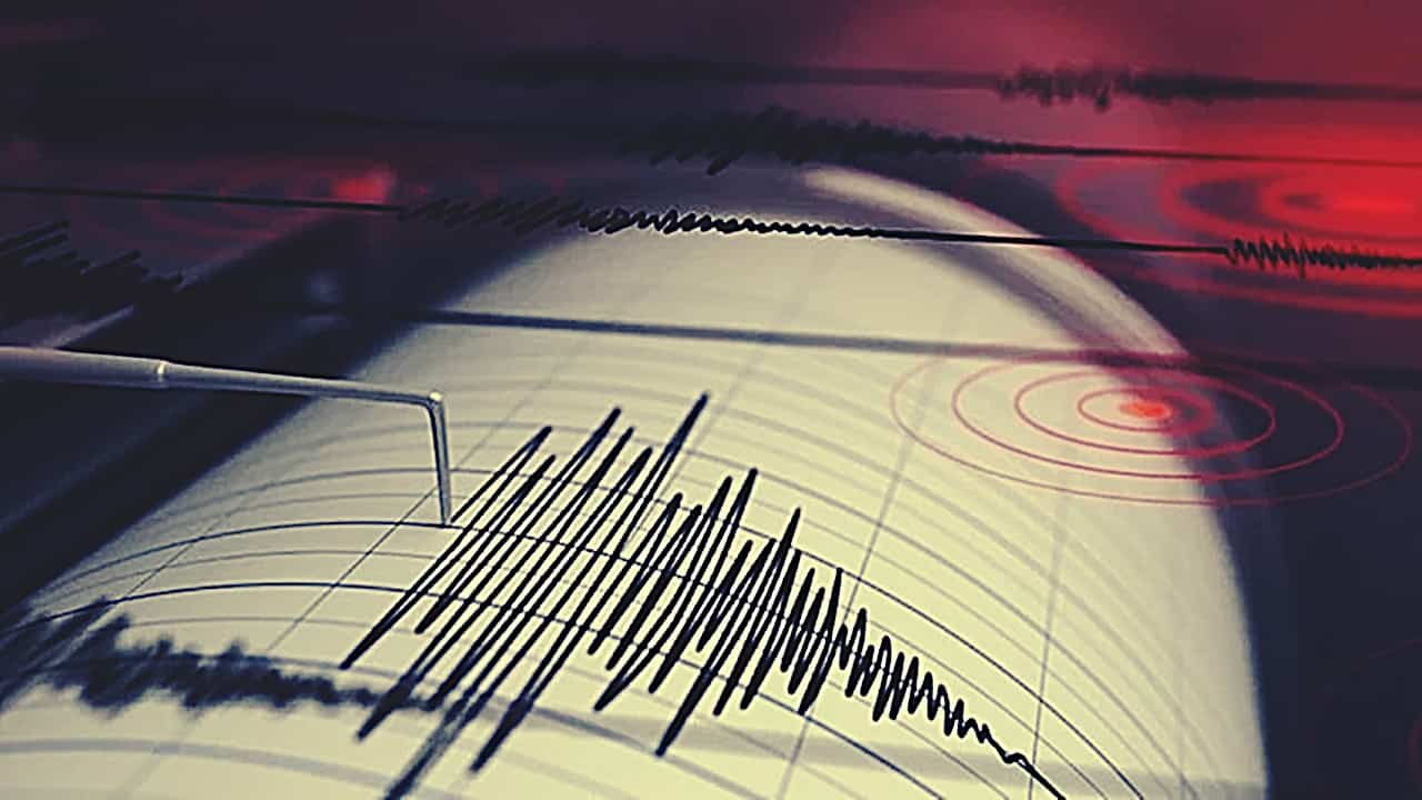 İzmir Buca'da Deprem 
