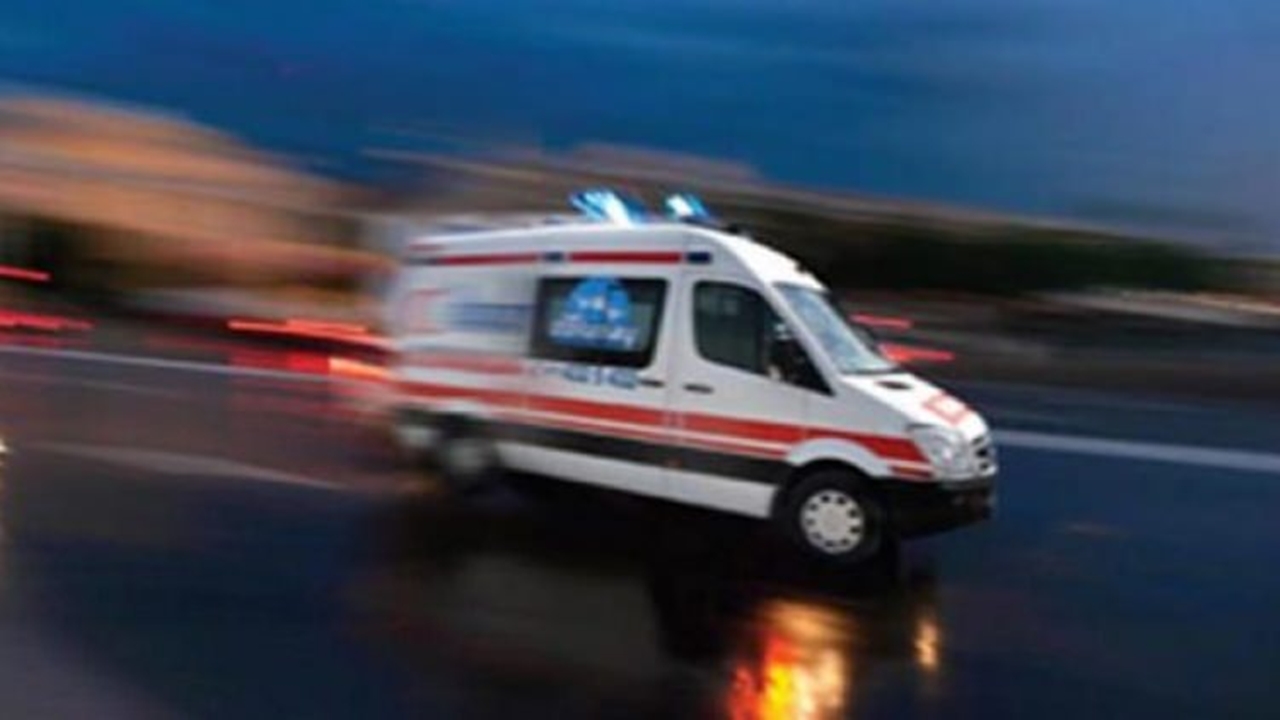 İzmir-İstanbul otoyolundaki zincirleme kazada 1 kişi Öldü 4 kişi yaralandı