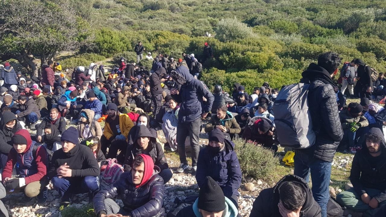 İzmir ve İstanbulda düzensiz göçmen operasyonları