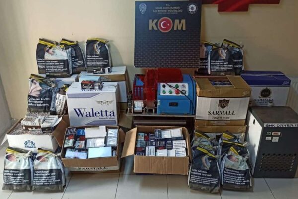 İzmit’te Kaçak Sigara Operasyonu: 53,380 Filtreli Sigara Kağıdı Ele Geçirildi