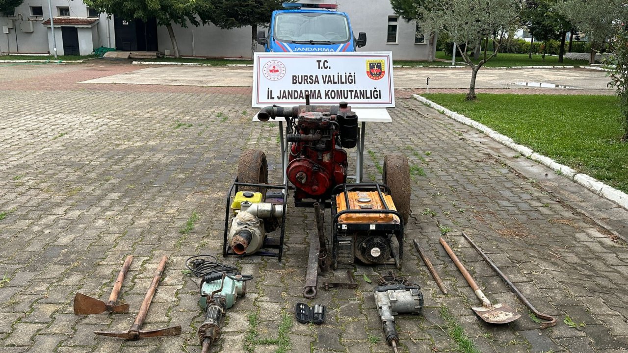 İznikte İzinsiz kazı yapan 5 kişi tutuklandı