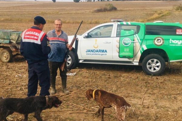 Jandarma Ekipleri Avcıları Denetledi