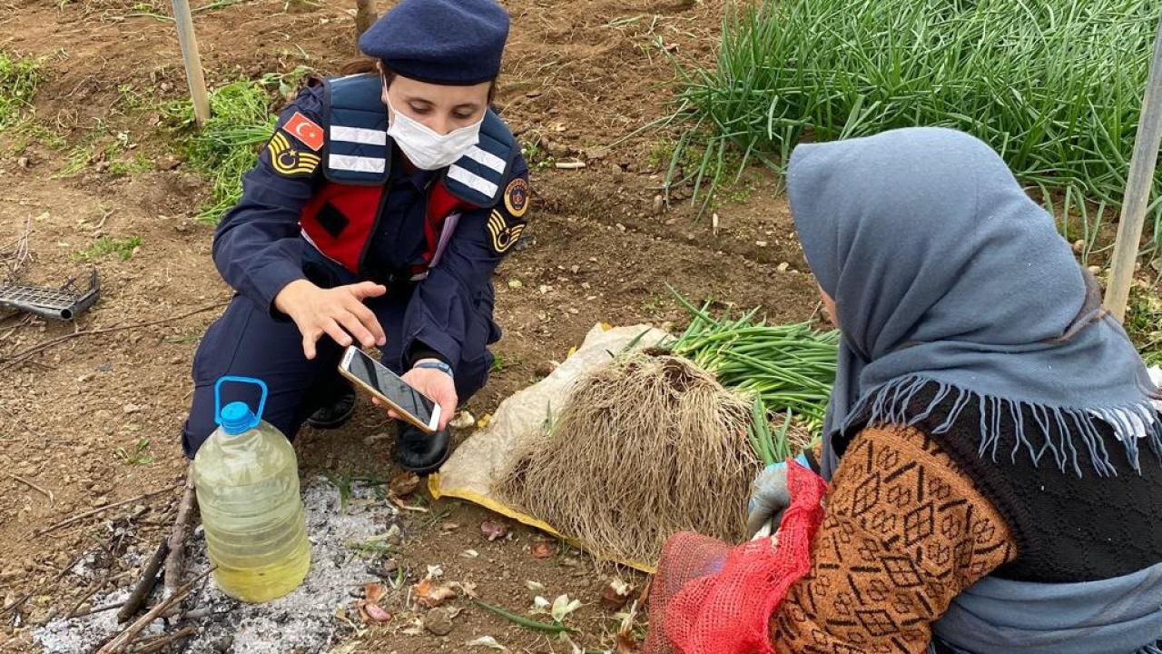 jandarma ekipleri kades uygulamasını tanıtıyor