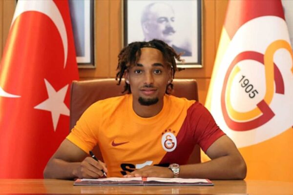 Juventus, Galatasaray’ın Sağ Beki için 20 Milyon Euro’yu Gözden Çıkardı 