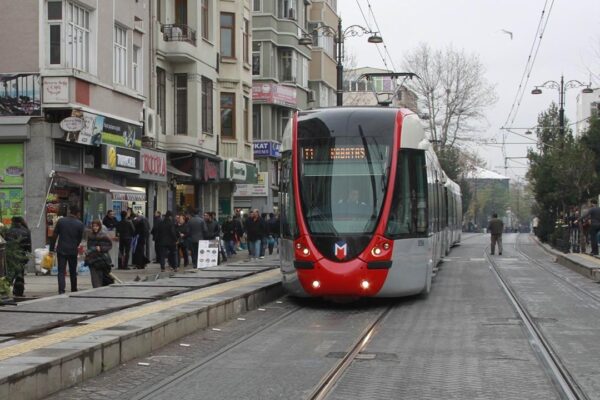 Kabataş-bağcılar Tramvay Hattı Seferleri Başladı