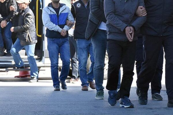 Kaçakçılık Operasyonunda 12 Şüpheli Tutuklandı