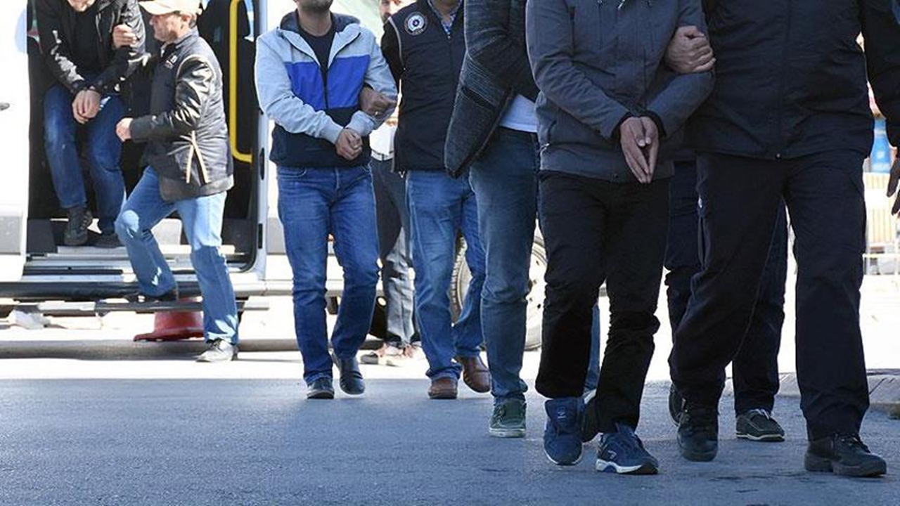kaçakçılık operasyonunda 12 Şüpheli tutuklandı