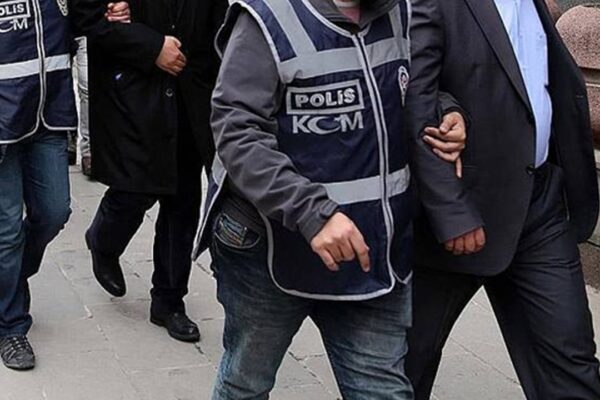 Kaçarken Yakalanan 3 FETÖ Şüphelisi Tutuklandı