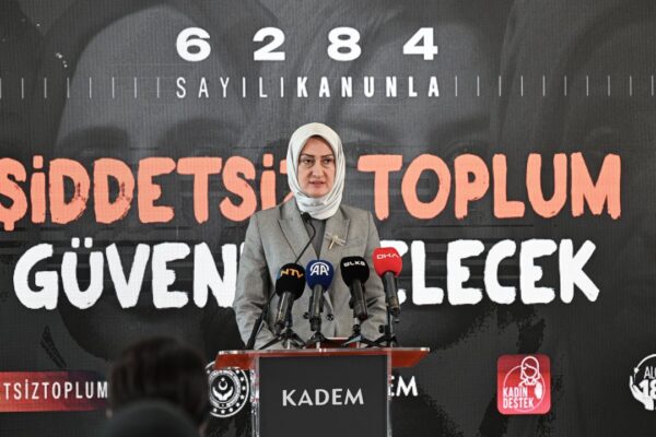 KADEM’in “Şiddetsiz Toplum Güvenli Gelecek” Kampanyası