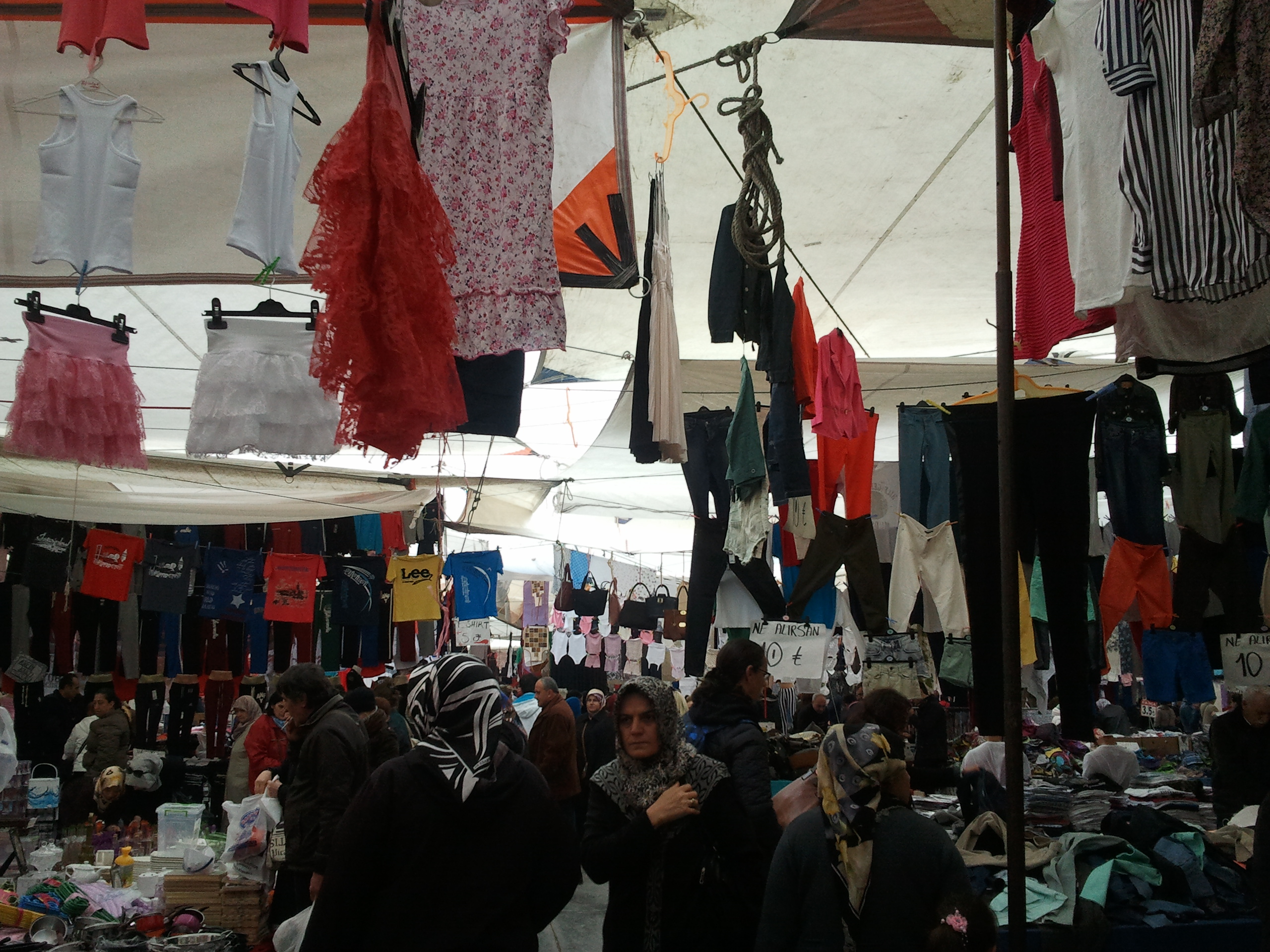 Kadıköy Salı Pazarı Nerede