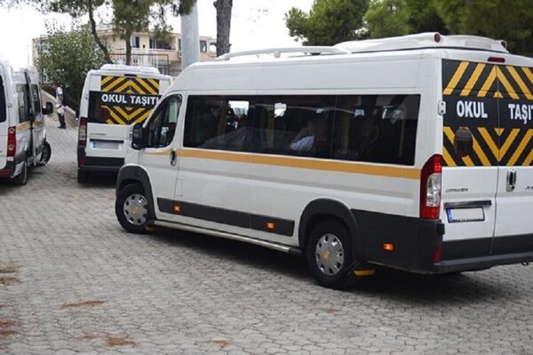 Kadıköy’de Öğrenci Servisi Kaçırma Olayında Şüpheli Aranıyor