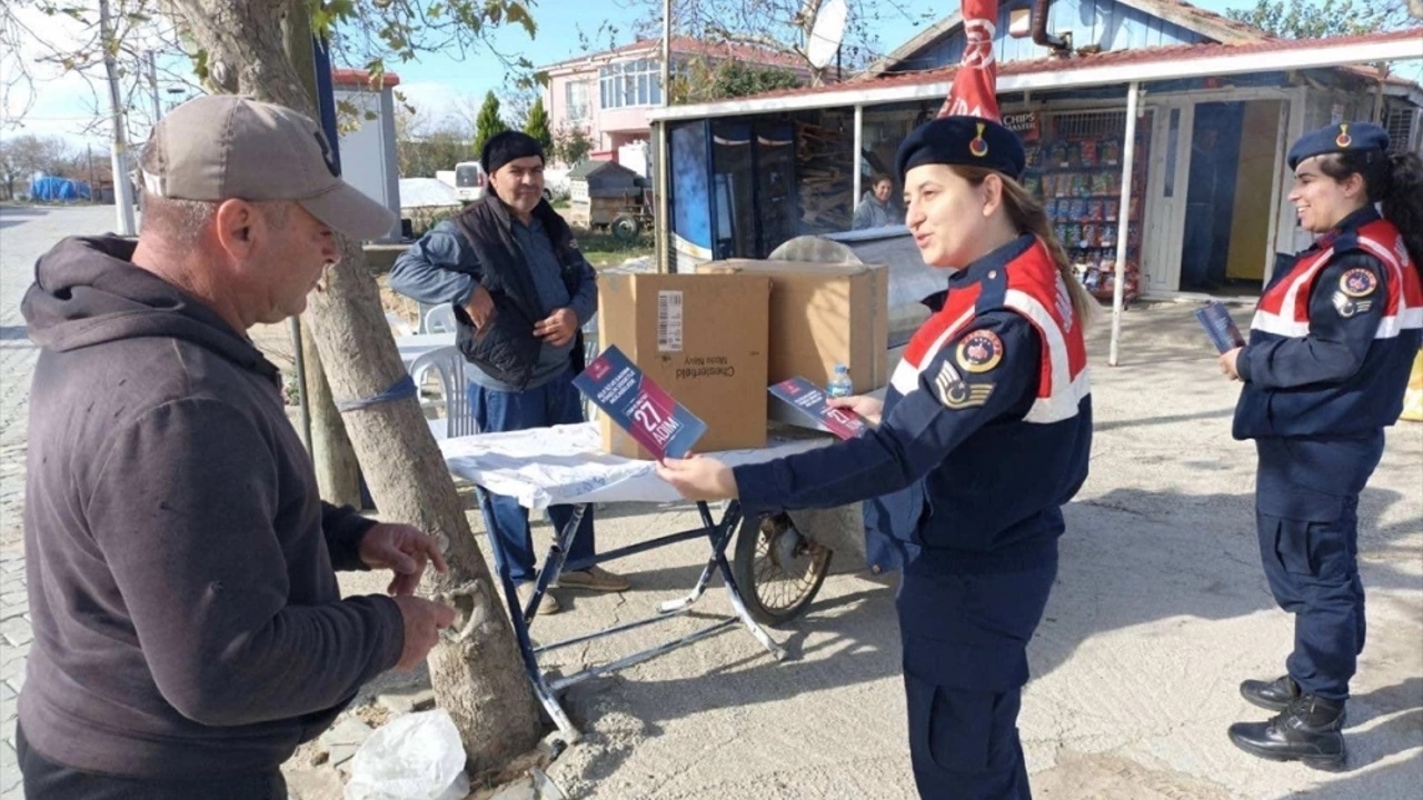 Kadın Astsubaylar Kades Konusunda Bilgi Verdi