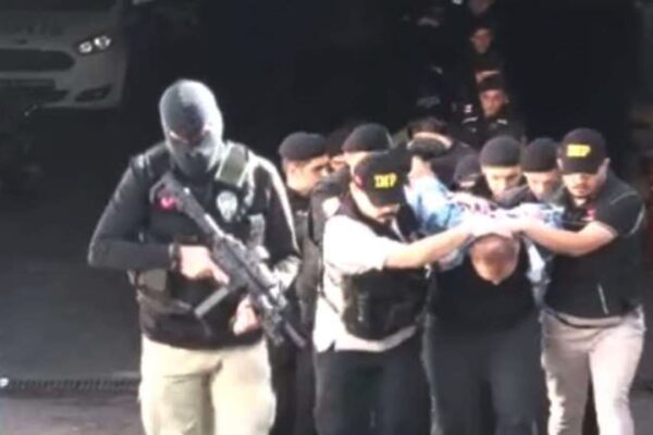 Kafes Operasyonu Şüphelileri Adliyeye Teslim Edildi