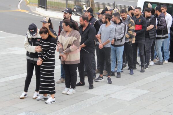 Kafes Operasyonunda Yakalanan 27 Şüpheliden 12’si Adliyede