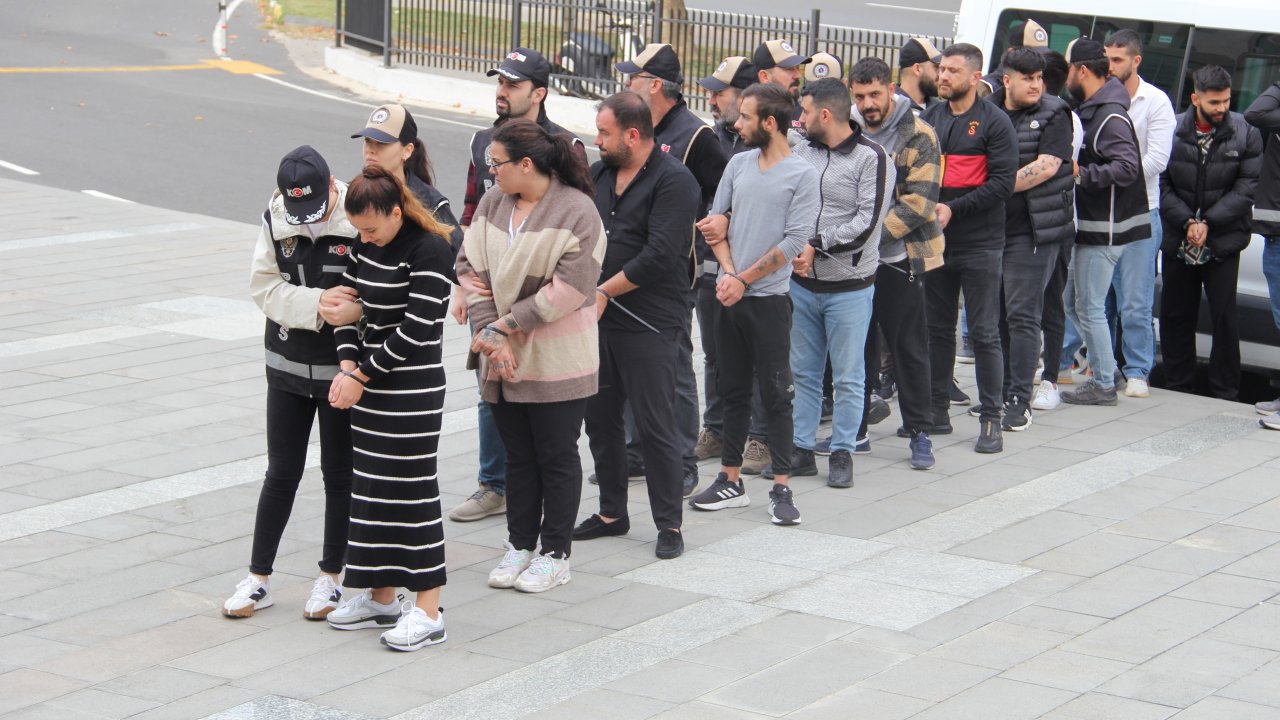 kafes operasyonunda yakalanan 27 Şüpheliden 12si adliyede