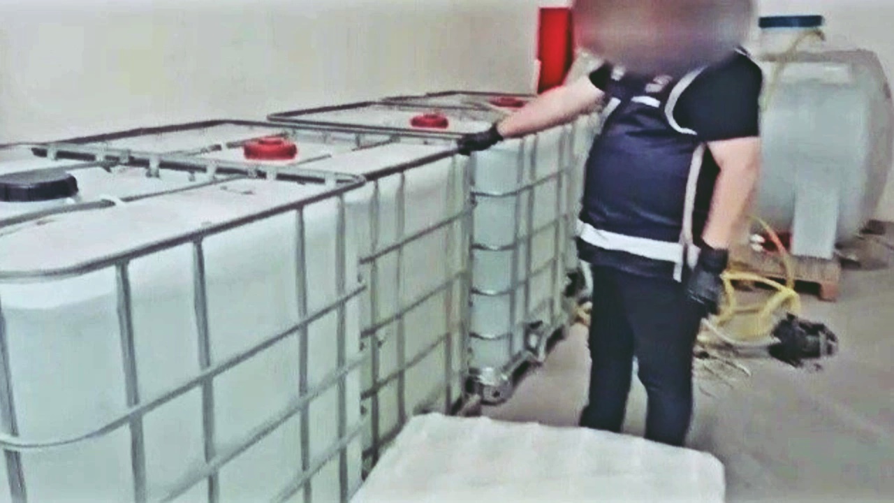 kapaklıda 12 bin 200 litre sahte alkol ele geçirildi
