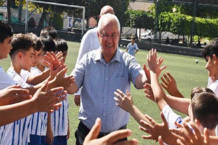 karabağlarda yaz spor okulları doludizgin