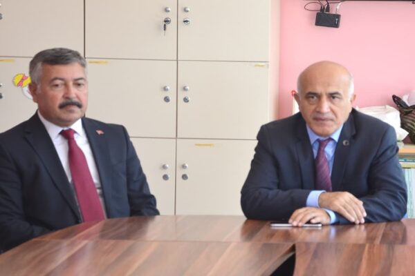 Karamürsel Kaymakamı Canbaba, Okul Müdürleriyle Buluştu
