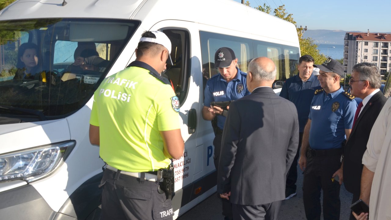 karamürselde okul servislerine sıkı denetim