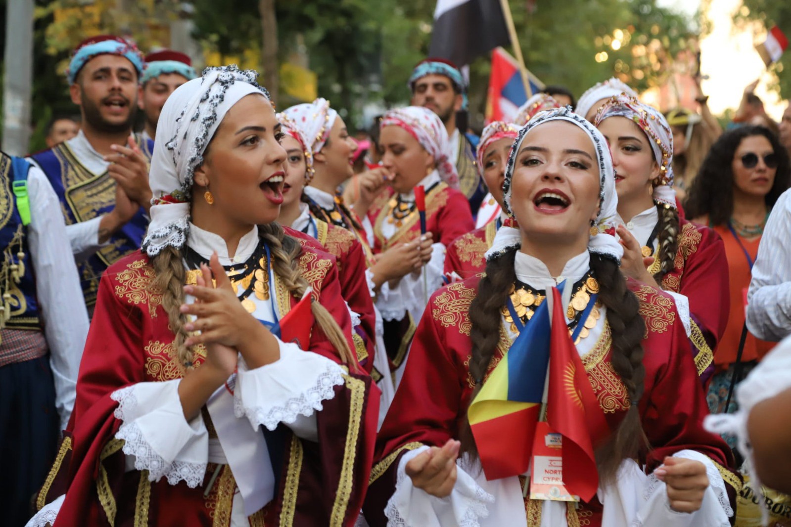 kartal belediyesi duyurdu uluslararası halk oyunları festivali başladı