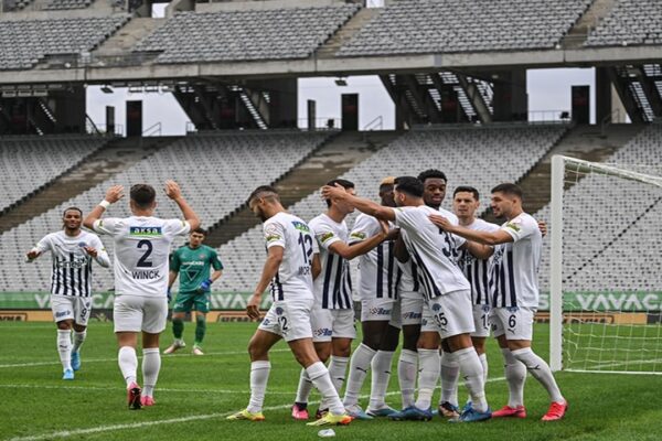 Kasımpaşa, Deplasmanda Fatih Karagümrük’ü 3-2 Mağlup Etti