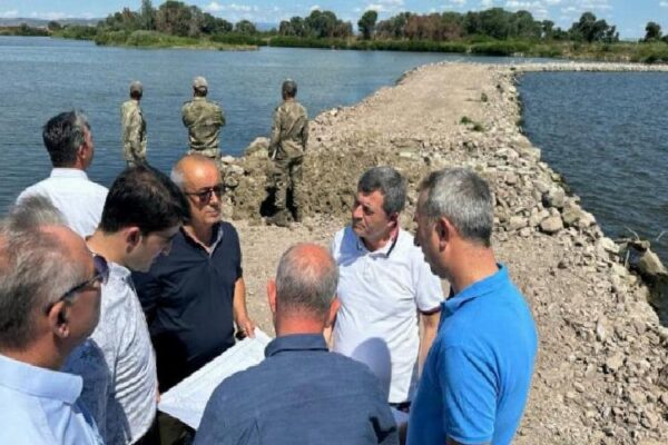 Kaymakam Sevgili’den Meriç Irmağı’ndaki seddeye denetim