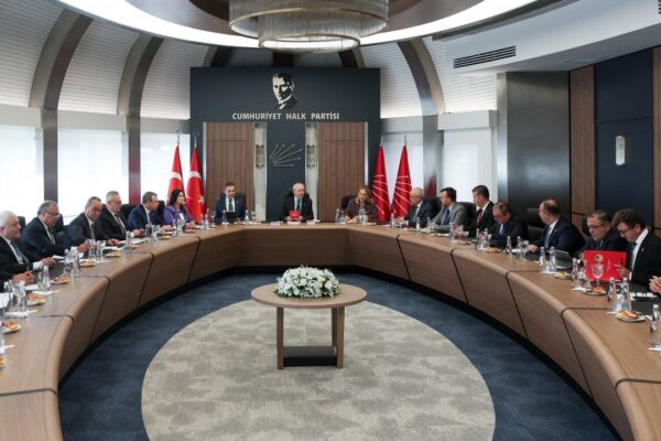 Kemal Kılıçdaroğlu Bazı CHP’li Milletvekilleri İle Görüştü