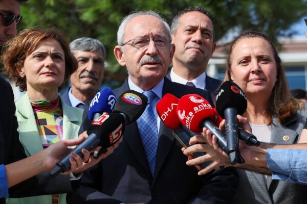 Kılıçdaroğlu Gezi Parkı Davası Sanıklarını Ziyaret Etti