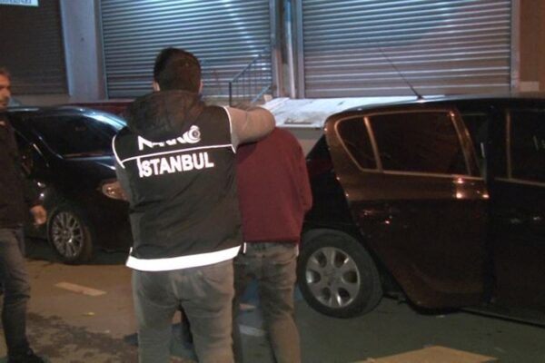 Kiralık Villada Uyuşturucu Üretimi Yapan 2 Kişi Tutuklandı