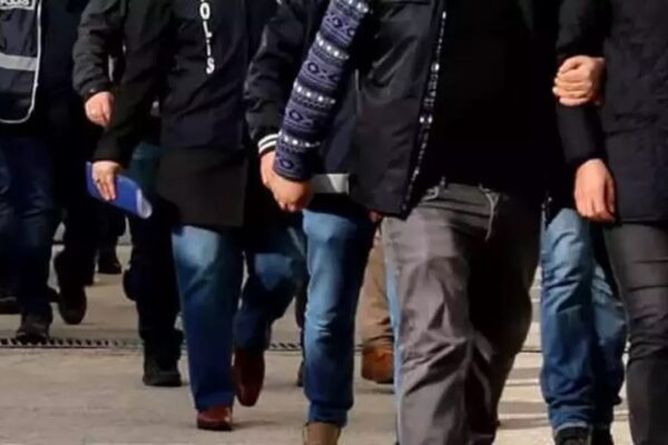 Kırklareli’de Hudut Kaçakçılığı Operasyonu: 12 Düzensiz Göçmen Yakalandı