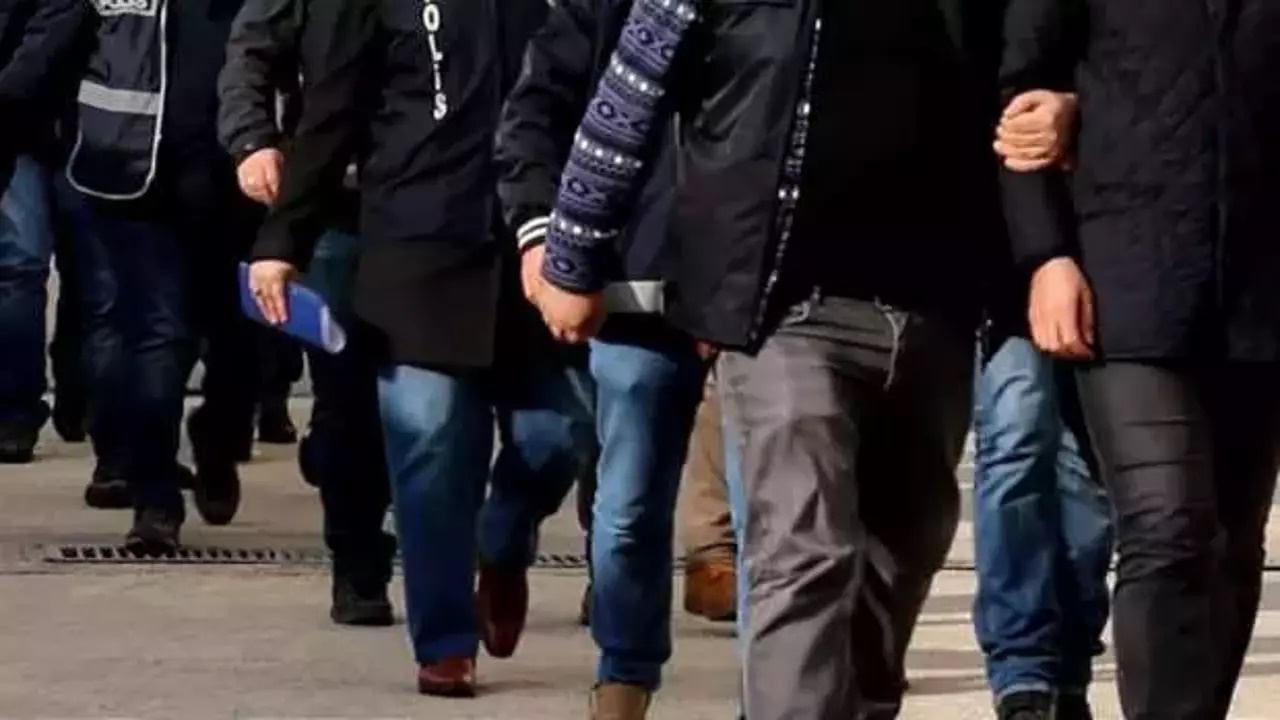 kırklarelide hudut kaçakçılığı operasyonu 12 düzensiz göçmen yakalandı