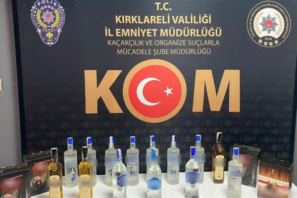 Kırklareli’nde Kaçak İçki Operasyonu: 98 Şişe Ele Geçirildi!