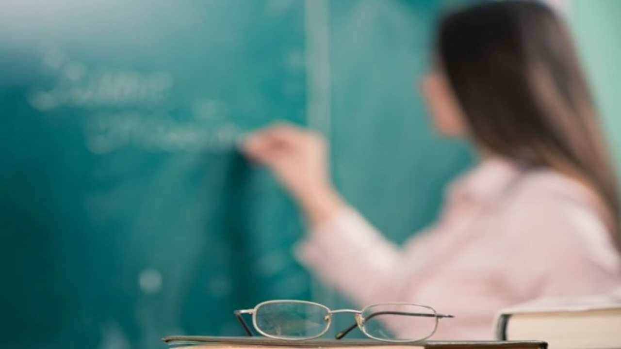kırklarelinde Öğretmenler gününde Öğretmenler toplu taşımaları Ücretsiz kullanabilecek