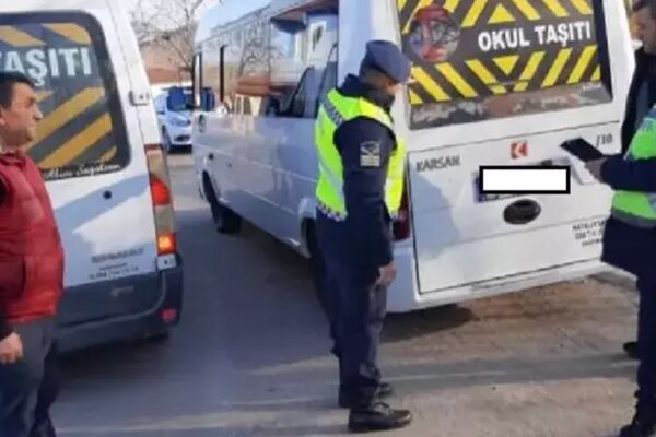 Kırklareli’nde Okul Servislerine Denetim Yapıldı